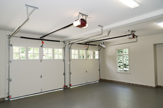 About Us: Woodbury, NY Licensed Garage Door Experts 